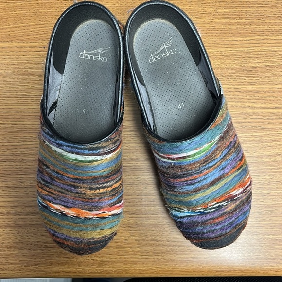 Dansko Colorful Yarn Clogs Ladies 41 - Picture 3 of 16